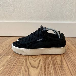 Puma Black Lowtop sneaker